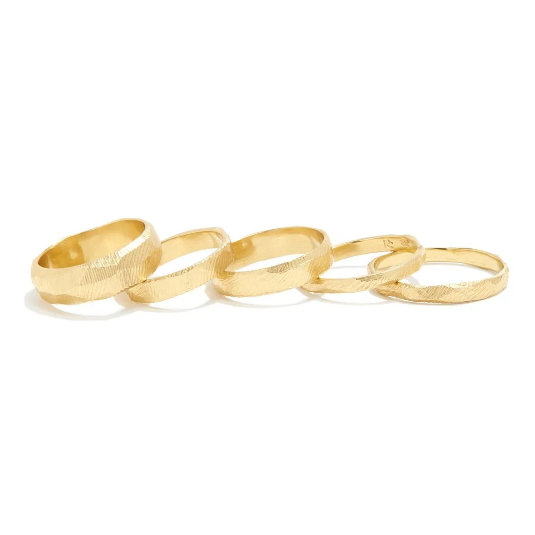 18K Carved Wedding Band 6mm