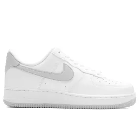 Air Force 1 '07 - White/Light Smoke Grey