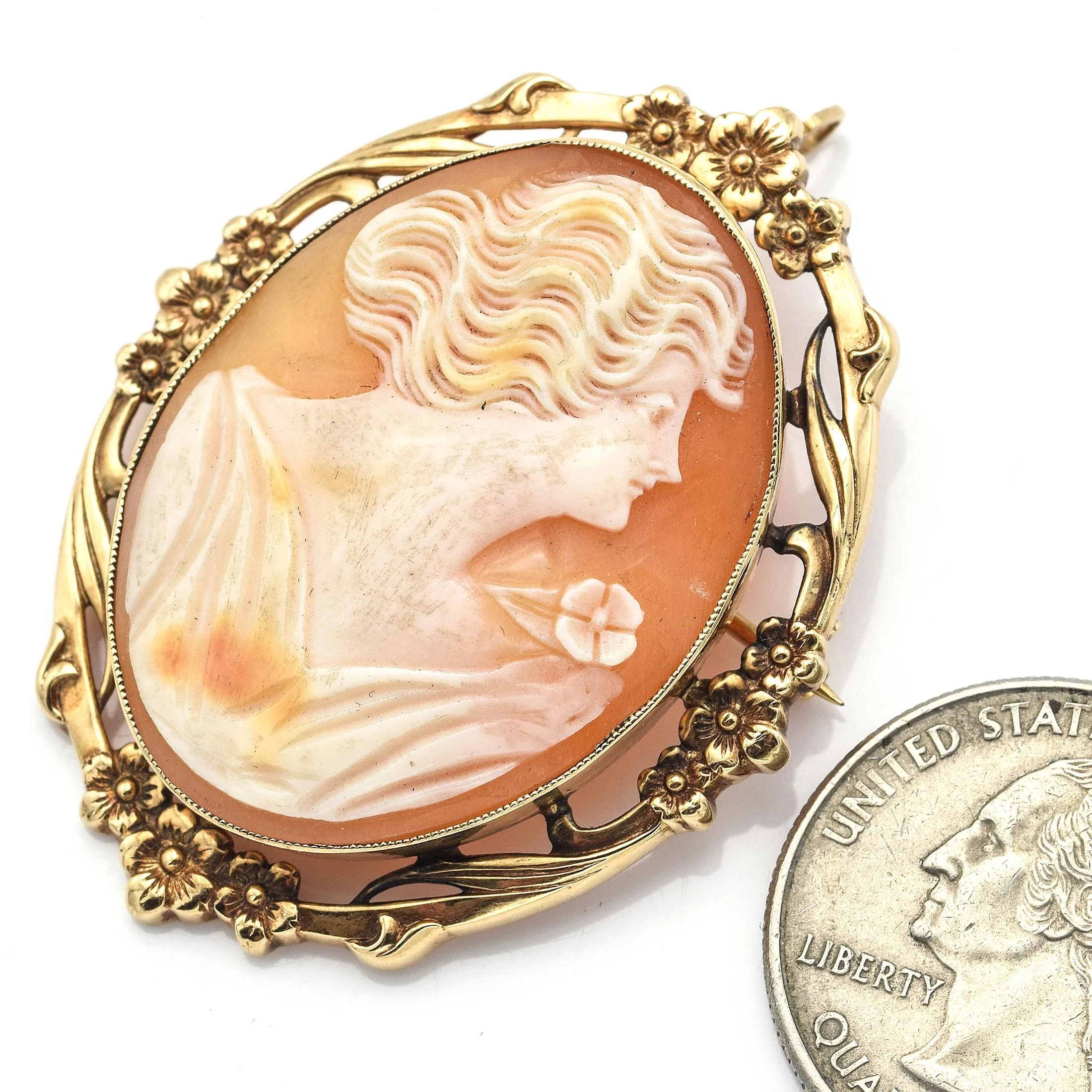 Antique 14K Yellow Gold Cameo Oval Brooch Pin Pendant