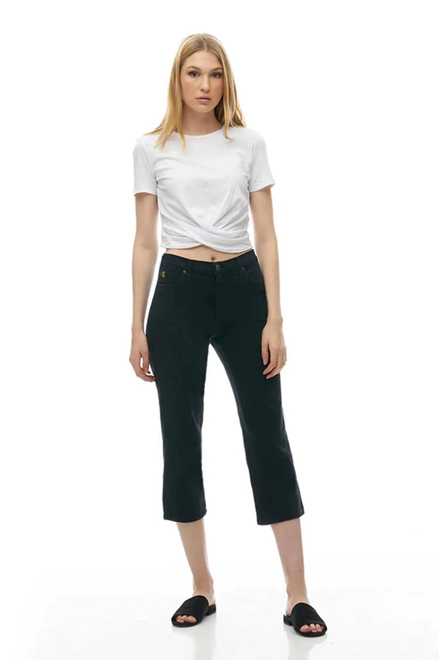 Black - CHLOE Classic Rise Straight Leg Capri Jeans