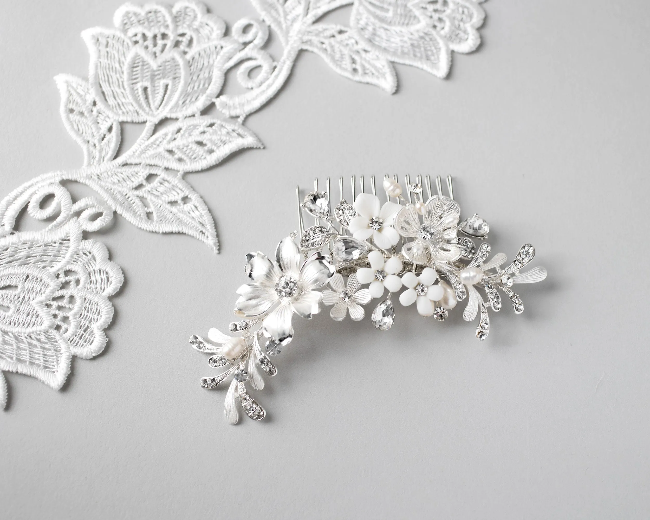 Bridal Hair Comb of Porcelain Flowers and Pearls