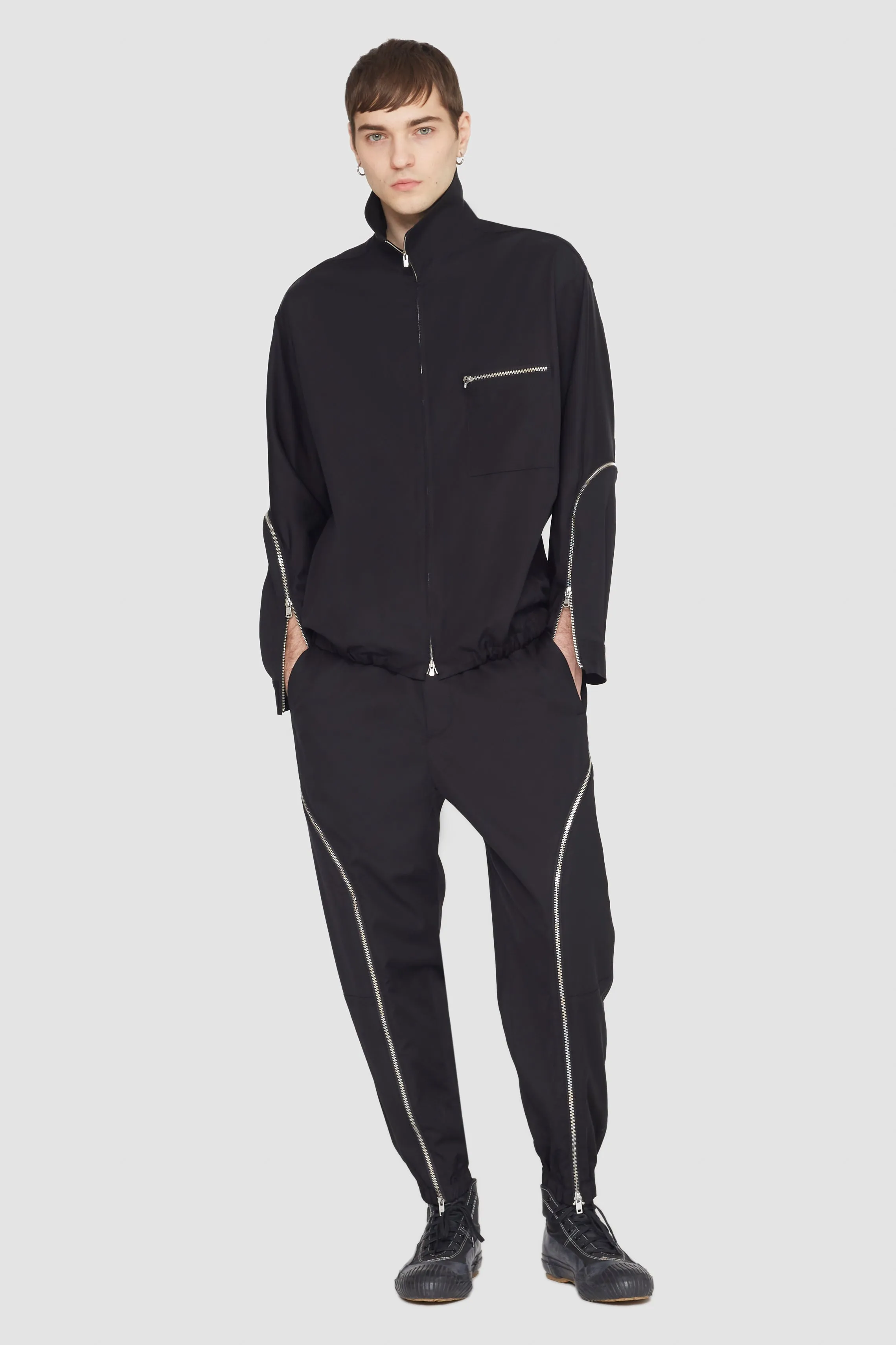 Curve-Zip Jogger