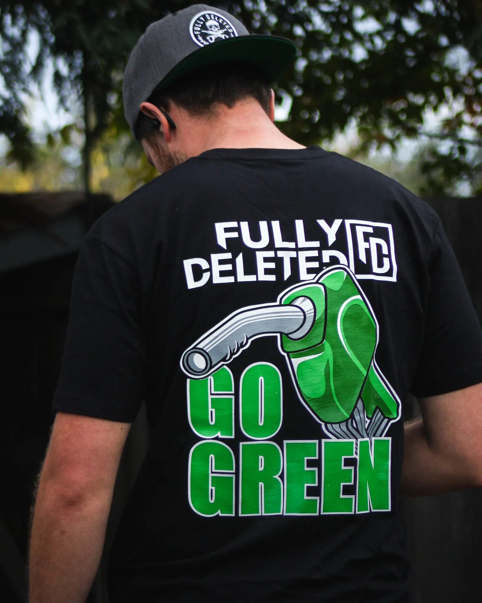 GO GREEN : PREMIUM T-SHIRT