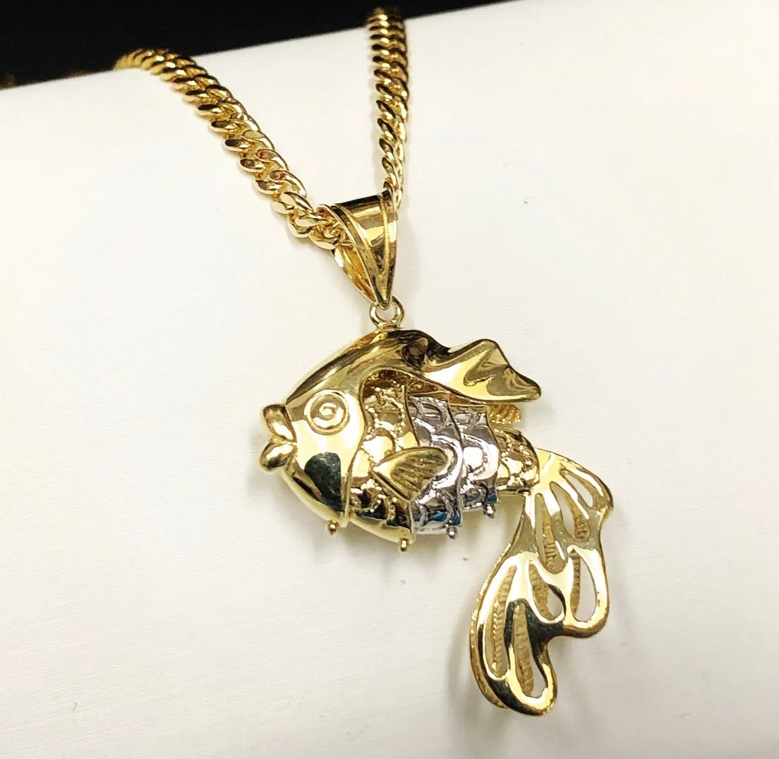 Gold fish pendant with movable tail