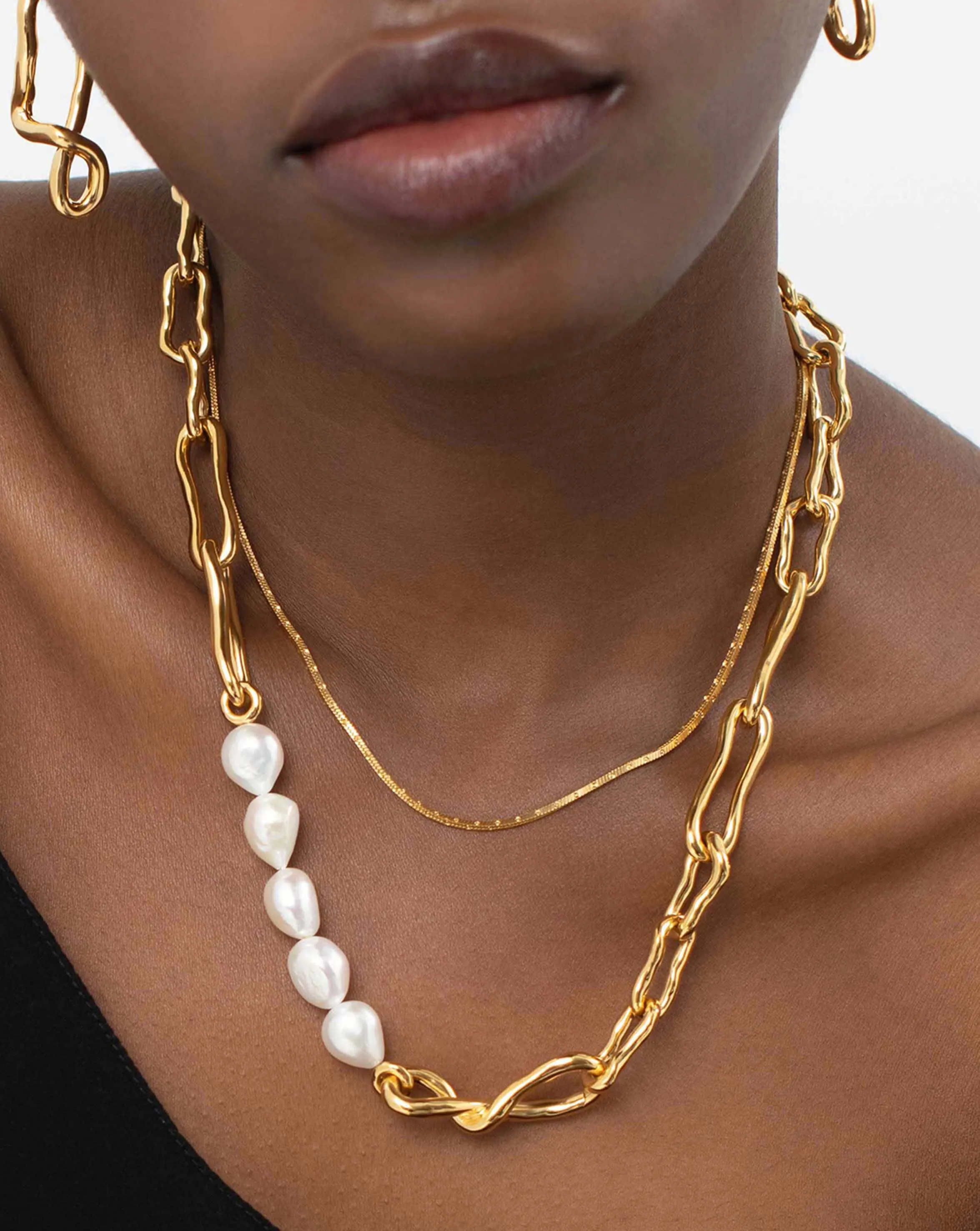 Molten Pearl Twisted Chain Necklace