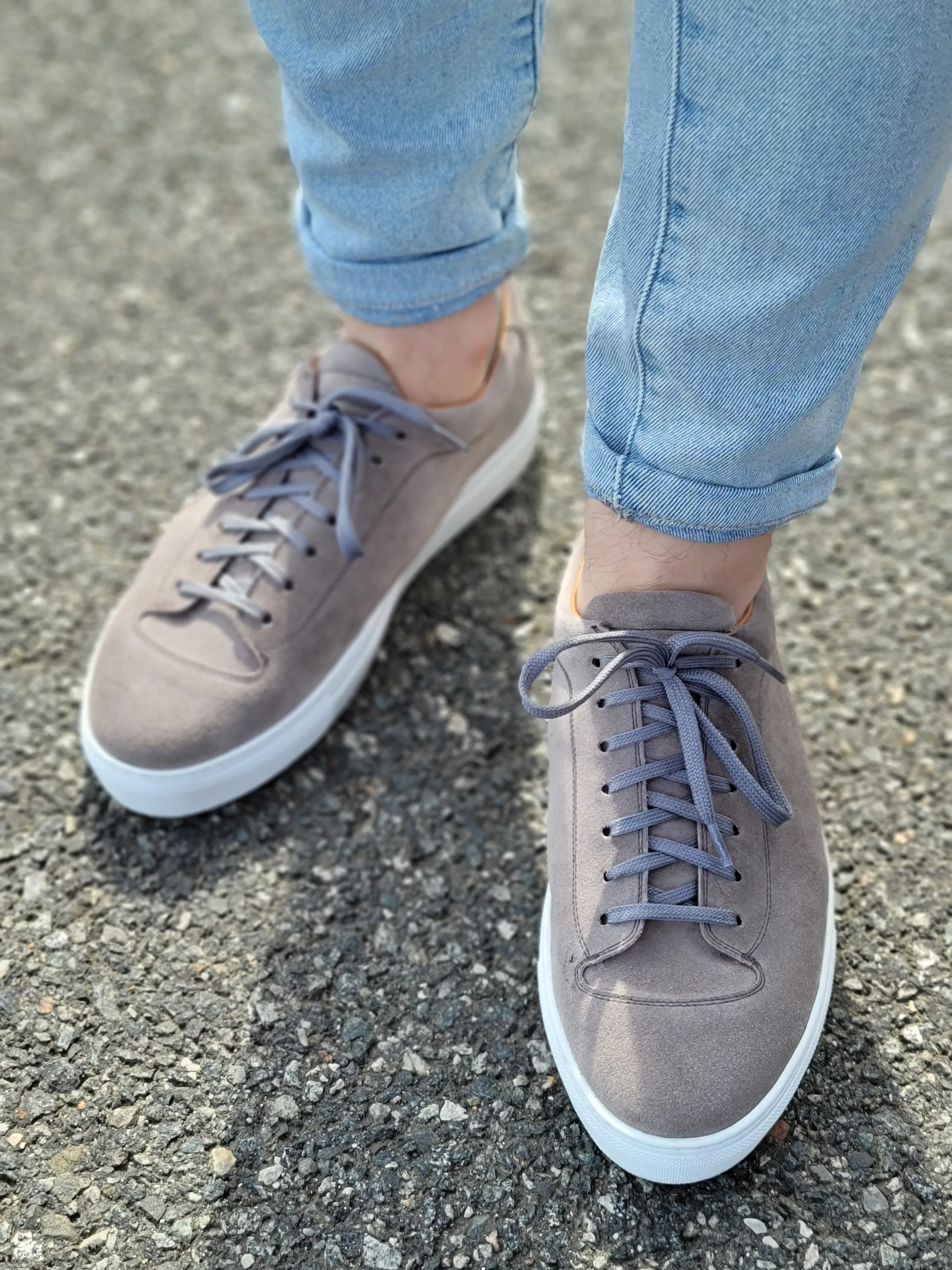 Olympia - Cloud Suede / White Sole