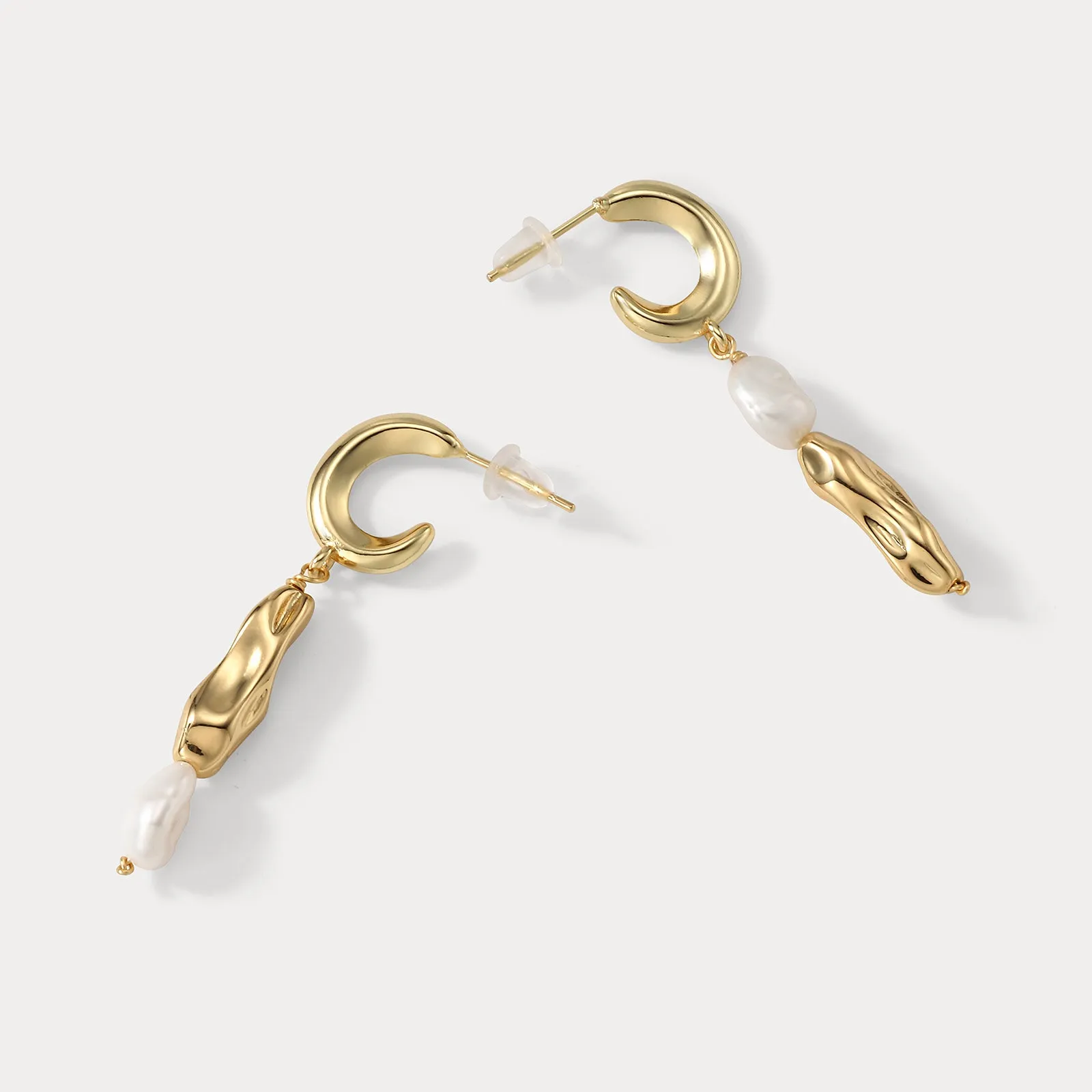 Sculptural Pearl Earrings