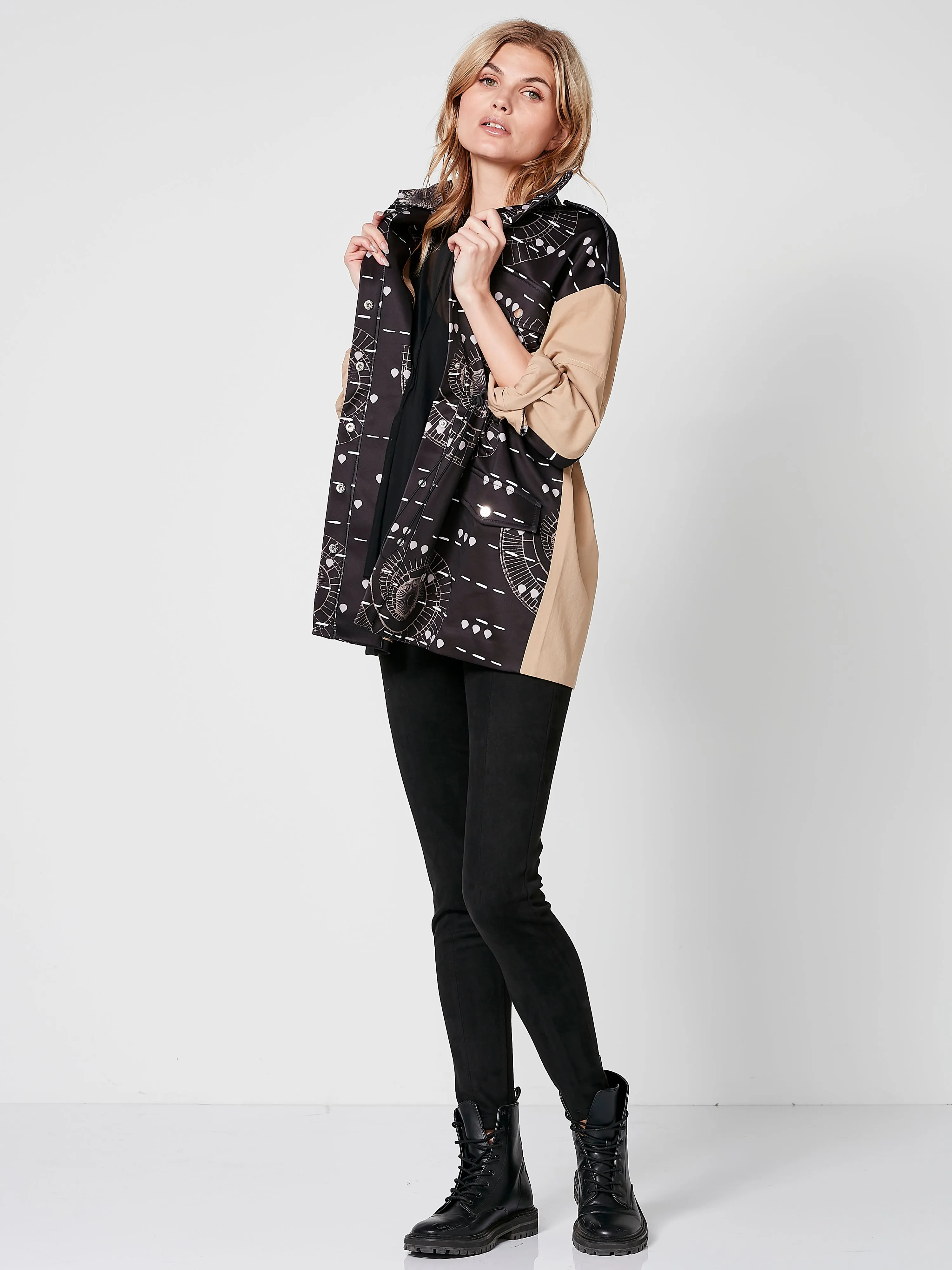 THORA Jacke - Black Print