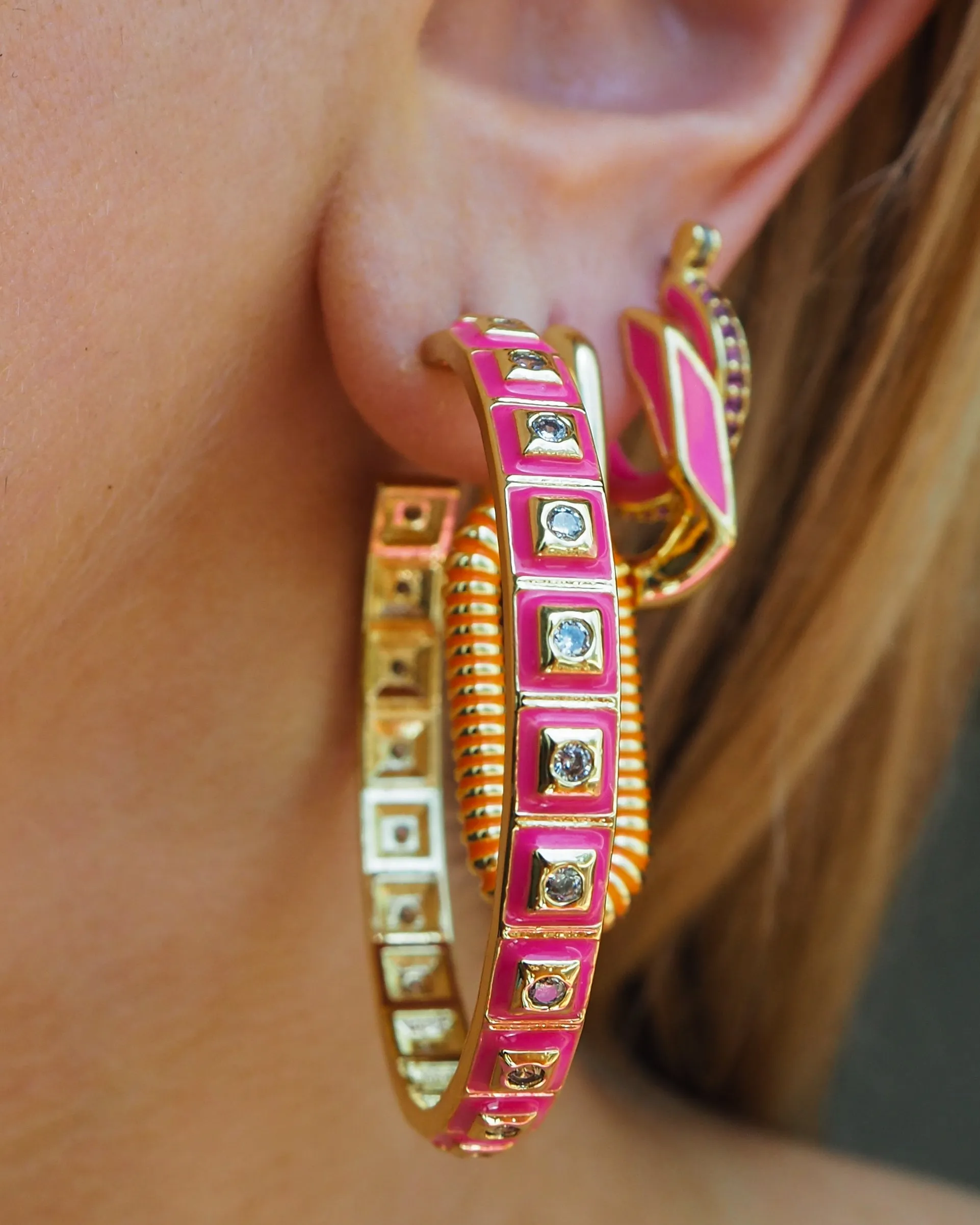 XL Pyramid Stud Hoops- Hot Pink- Gold