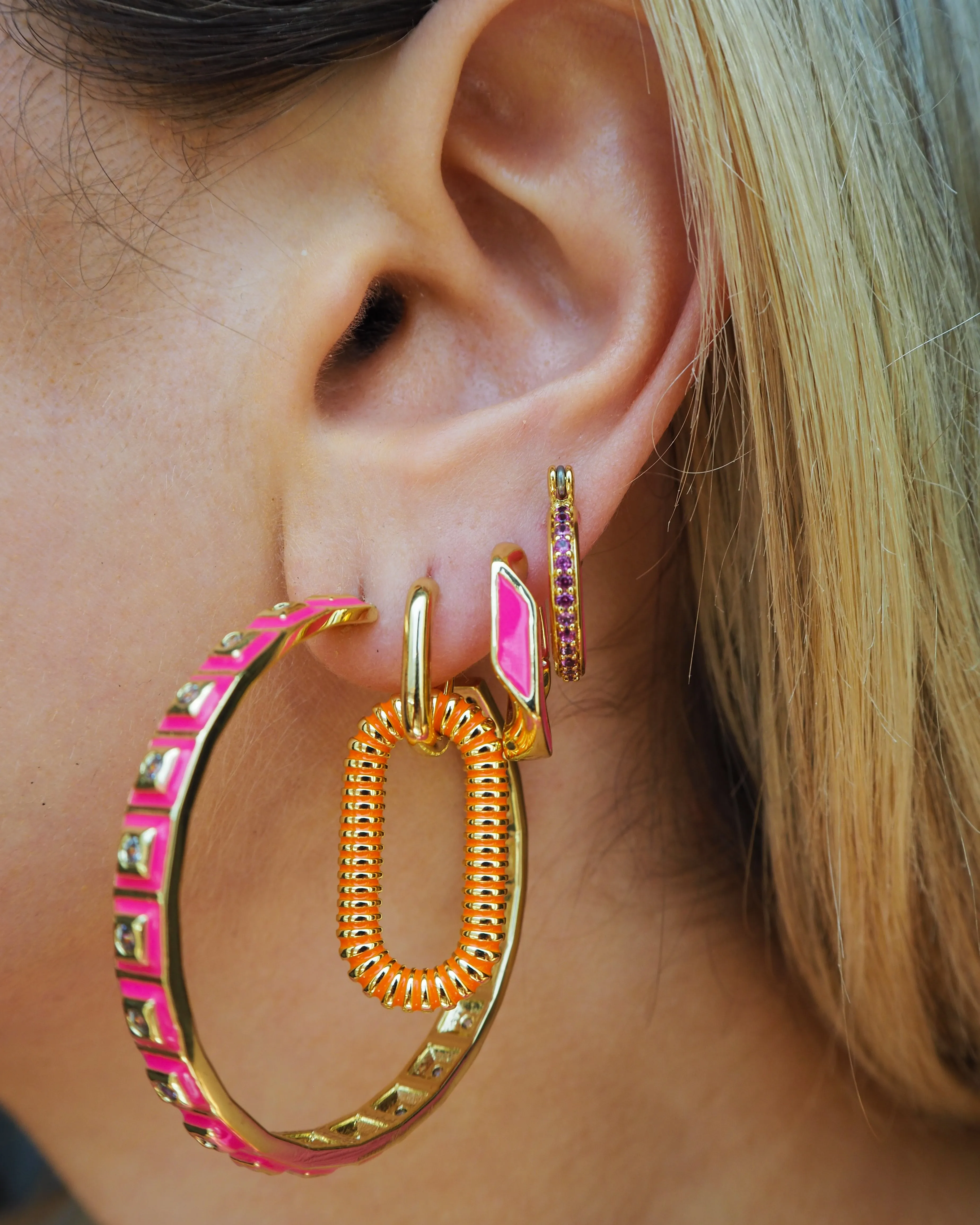 XL Pyramid Stud Hoops- Hot Pink- Gold